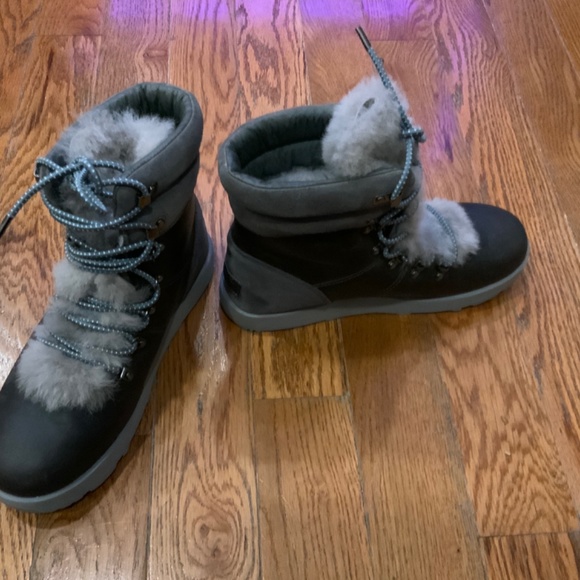 Boots - Picture 5 of 5